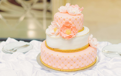 5 Amazing Wedding Cake Flavors For 2017