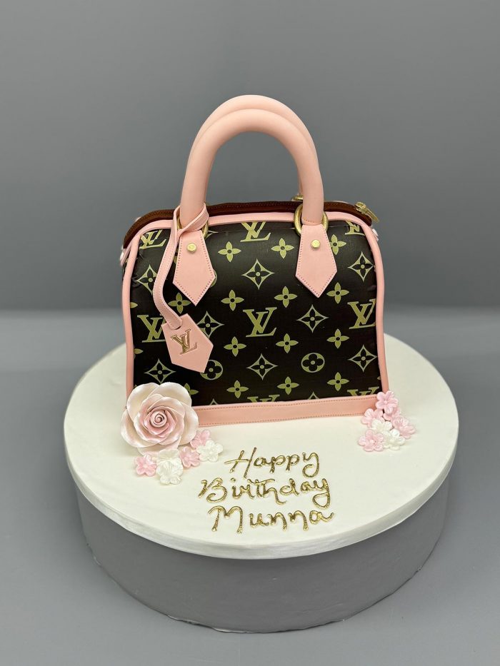 DS0013-LV-Birthday-Cake-Bag.jpg