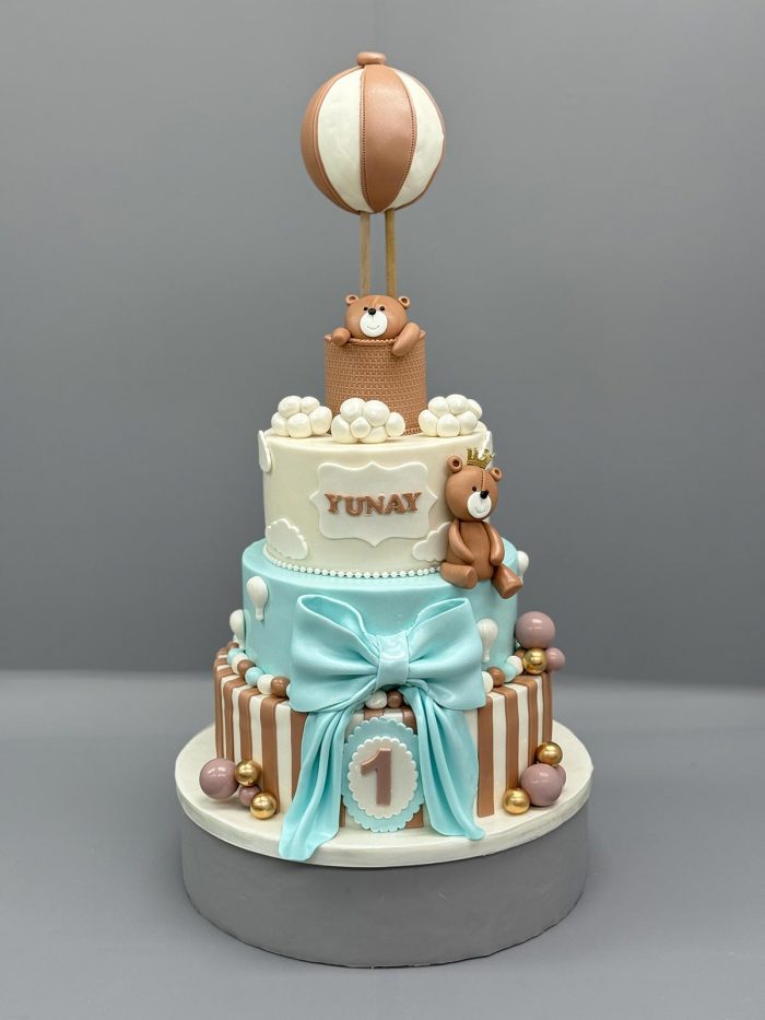 Hot Air Ballon Teddy Bear Birthday Cake - Mississauga & Vaughan | Just ...