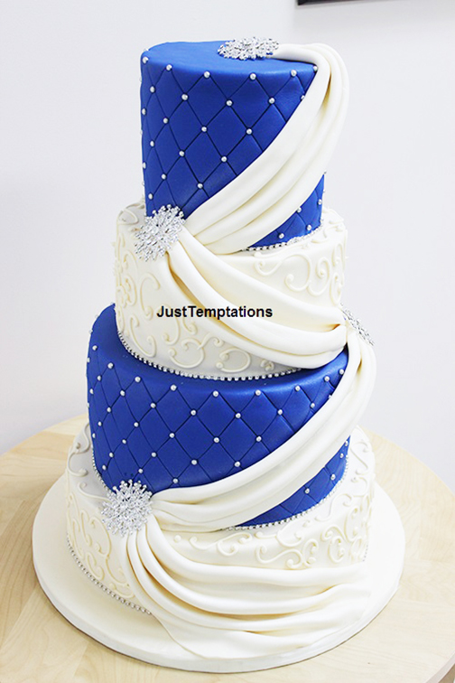 blue and white sashe wedding cake