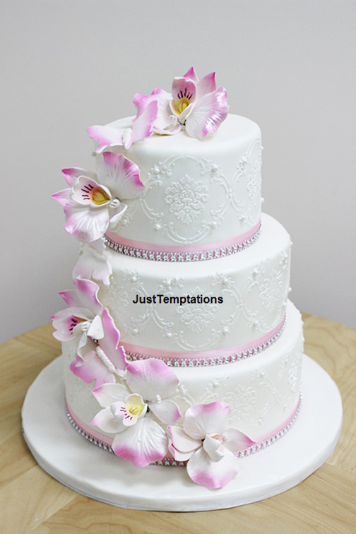 white and pink wedding cake