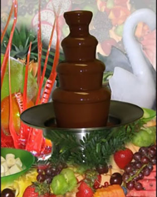 Why a Chocolate Fountain Is the Star of Any Wedding Reception 
